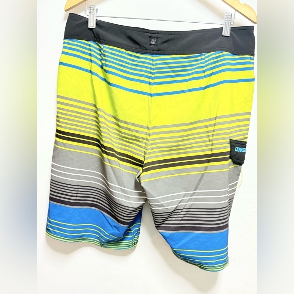 Quiksilver Men's Vibrant Striped Board Shorts - Lime, Blue, Charcoal - Picture 3 of 8